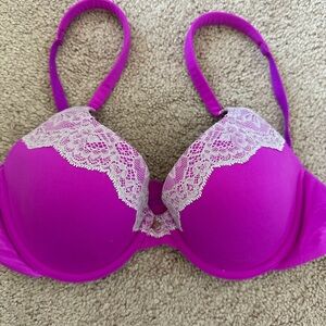Victoria’s Secret bra